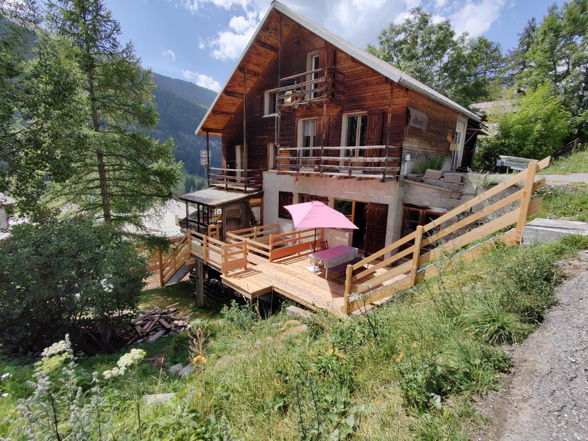 Chalet Ailleurs Appartement A Molines En Queyras Eksteriør billede